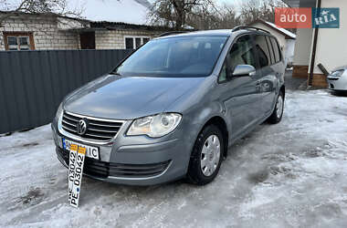 Минивэн Volkswagen Touran 2007 в Звягеле
