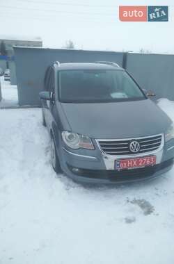 Мінівен Volkswagen Touran 2008 в Білій Церкві