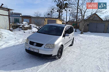 Мінівен Volkswagen Touran 2003 в Гнівані