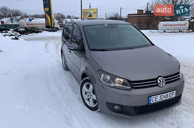 Мінівен Volkswagen Touran 2010 в Житомирі