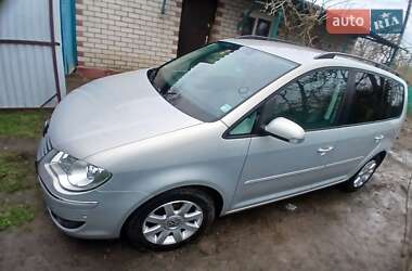 Мінівен Volkswagen Touran 2009 в Миколаєві