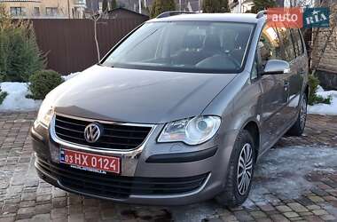 Минивэн Volkswagen Touran 2007 в Житомире