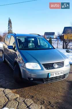 Минивэн Volkswagen Touran 2004 в Староконстантинове