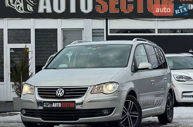 Минивэн Volkswagen Touran 2009 в Харькове