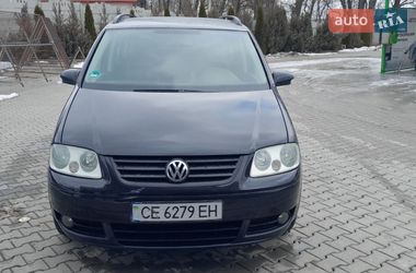 Минивэн Volkswagen Touran 2005 в Кицмани