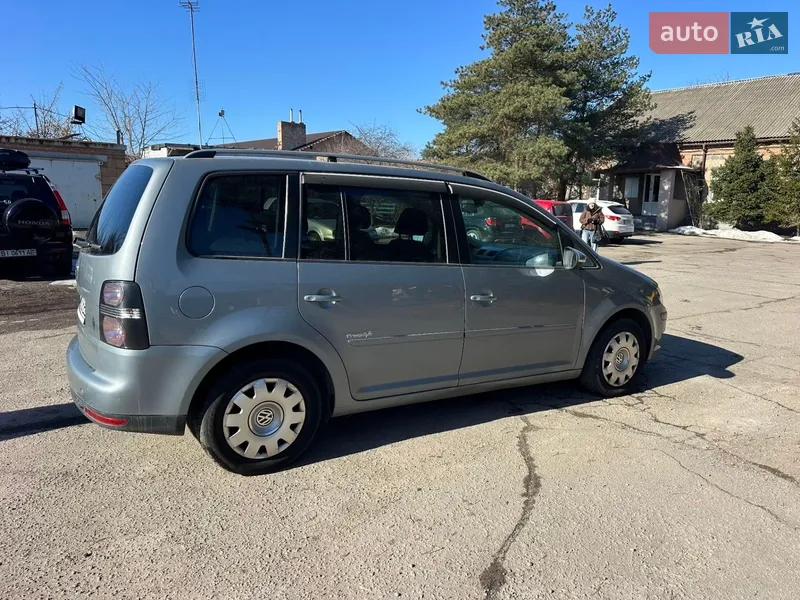 Volkswagen Touran 2009 VIN WVGZZZ1TZAW002832 фото оголошення 4 з 60