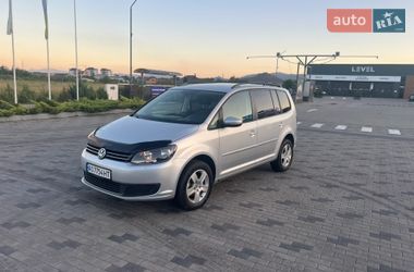 Мінівен Volkswagen Touran 2011 в Хусті