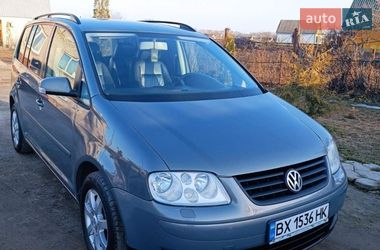Минивэн Volkswagen Touran 2004 в Староконстантинове
