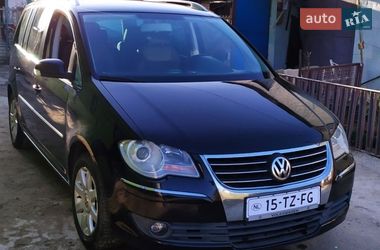 Минивэн Volkswagen Touran 2007 в Ровно