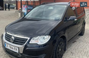 Минивэн Volkswagen Touran 2006 в Хотине
