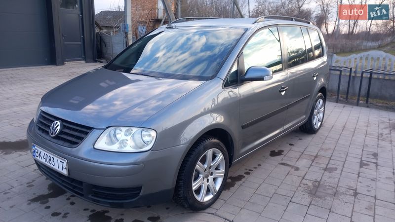 Volkswagen Touran 2004 Volkswagen Touran 2004