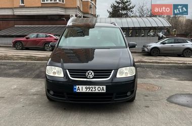 Мінівен Volkswagen Touran 2004 в Києві