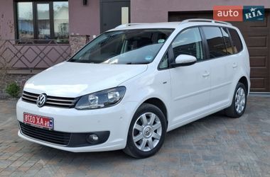 Мінівен Volkswagen Touran 2014 в Житомирі