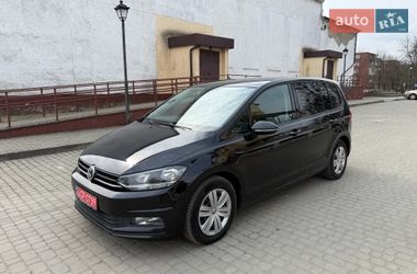 Мікровен Volkswagen Touran 2017 в Львові