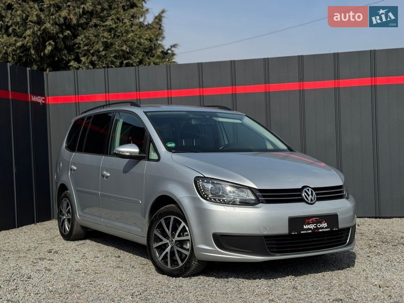 Volkswagen Touran 2011
