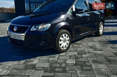 Минивэн Volkswagen Touran 2010 в Ужгороде