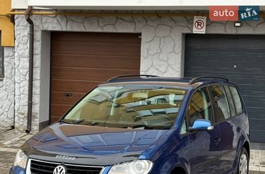 Минивэн Volkswagen Touran 2007 в Ивано-Франковске