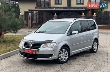 Минивэн Volkswagen Touran 2008 в Белой Церкви