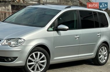 Мінівен Volkswagen Touran 2010 в Мостиській