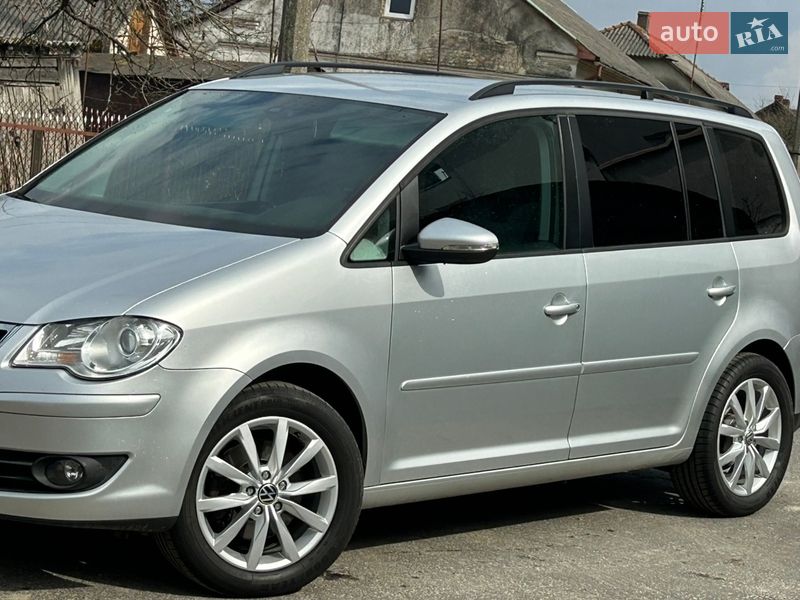 Volkswagen Touran 2010