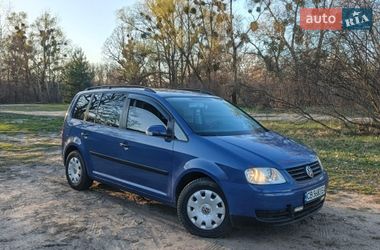 Мінівен Volkswagen Touran 2005 в Києві