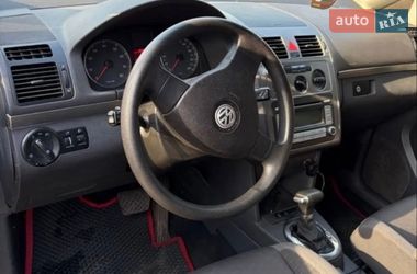 Минивэн Volkswagen Touran 2007 в Знаменке