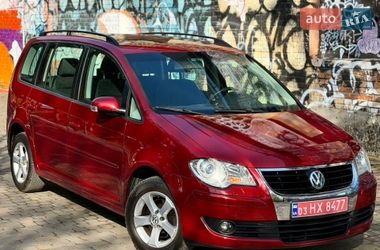 Мінівен Volkswagen Touran 2007 в Луцьку