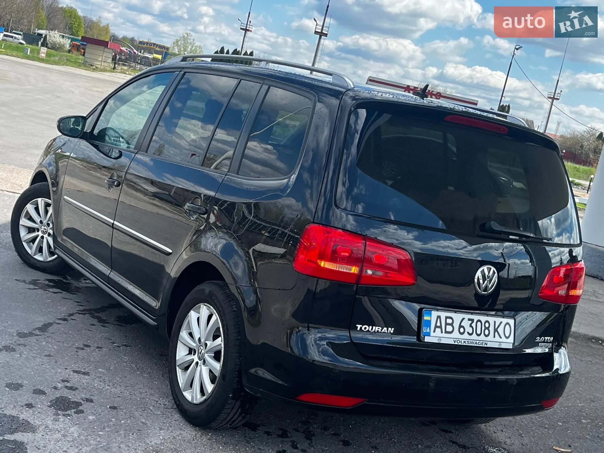 2011 Volkswagen Touran - мініатюра 24