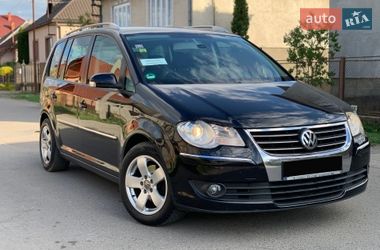 Мінівен Volkswagen Touran 2007 в Сваляві