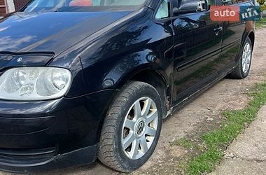 Минивэн Volkswagen Touran 2004 в Ивано-Франковске