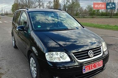 Минивэн Volkswagen Touran 2006 в Барышевке