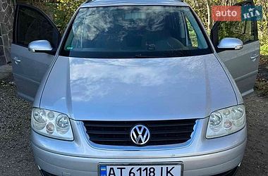 Минивэн Volkswagen Touran 2004 в Тлумаче