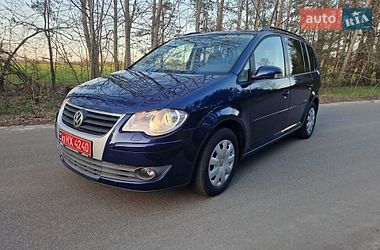 Мінівен Volkswagen Touran 2008 в Бородянці