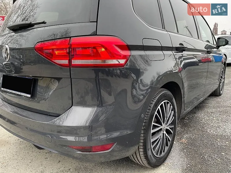 Volkswagen Touran 2018 VIN WVGZZZ1TZKW025576 фото оголошення 14 з 89