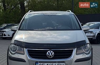 Минивэн Volkswagen Touran 2007 в Черновцах