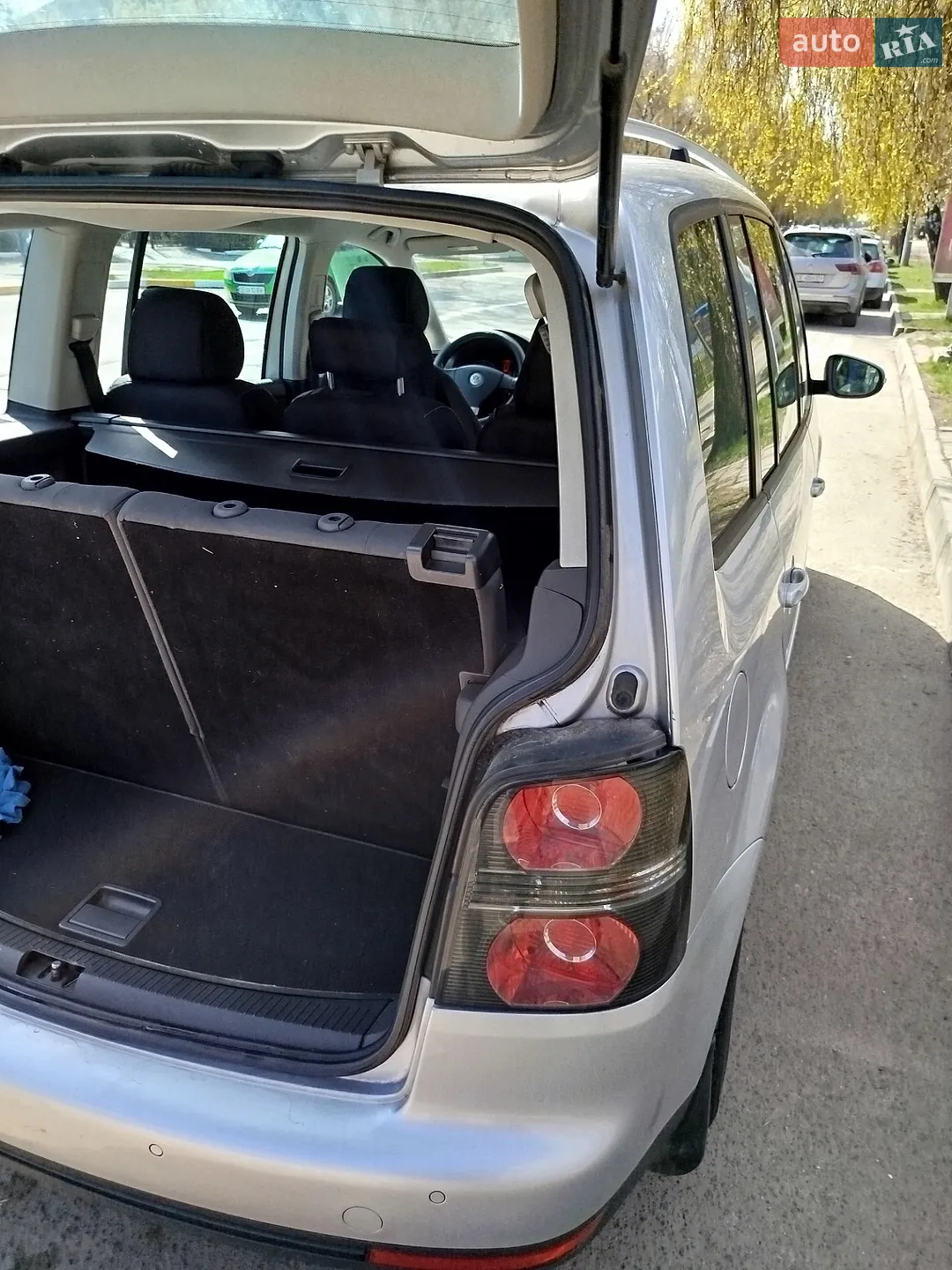 2010 Volkswagen Touran - мініатюра 13