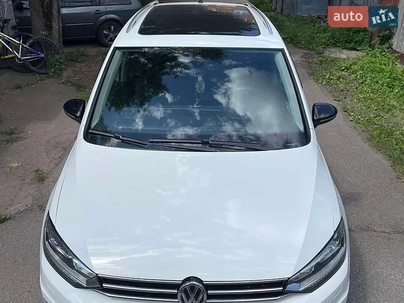 Volkswagen Touran