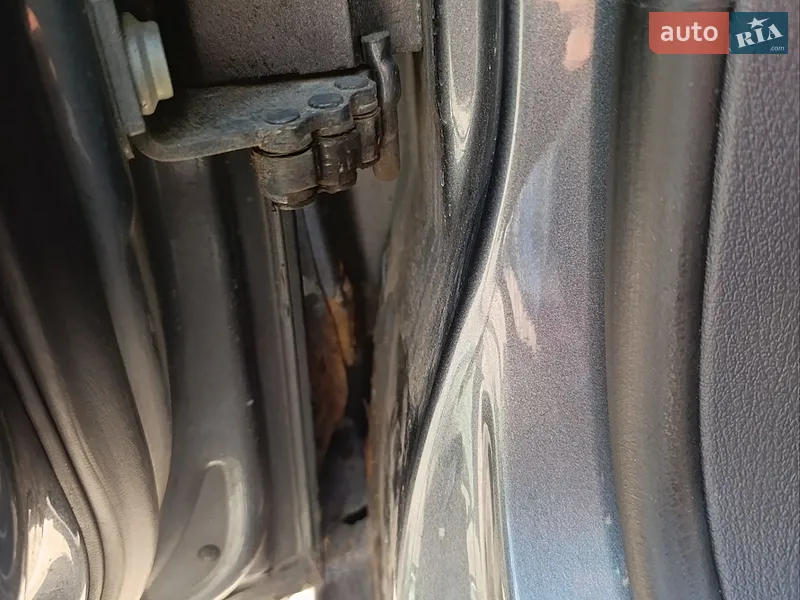 Volkswagen Touran 2004 VIN WVGZZZ1TZ4W061322 фото оголошення 27 з 56