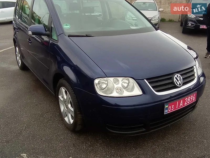 Volkswagen Touran