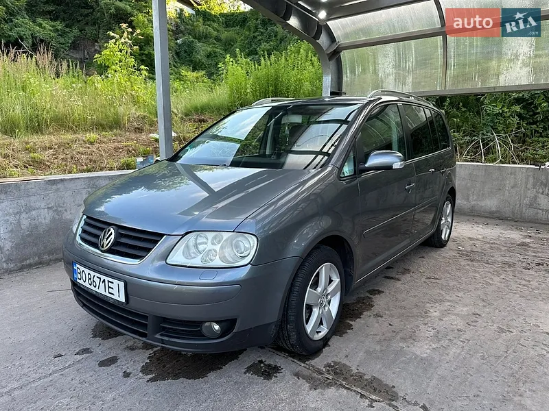 Volkswagen Touran