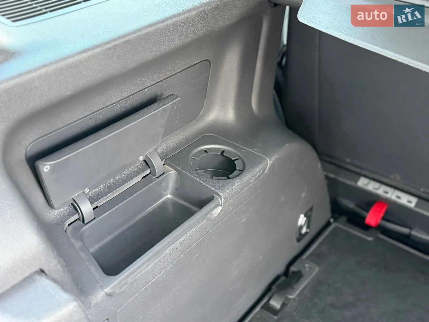 2010 Volkswagen Touran - мініатюра 53