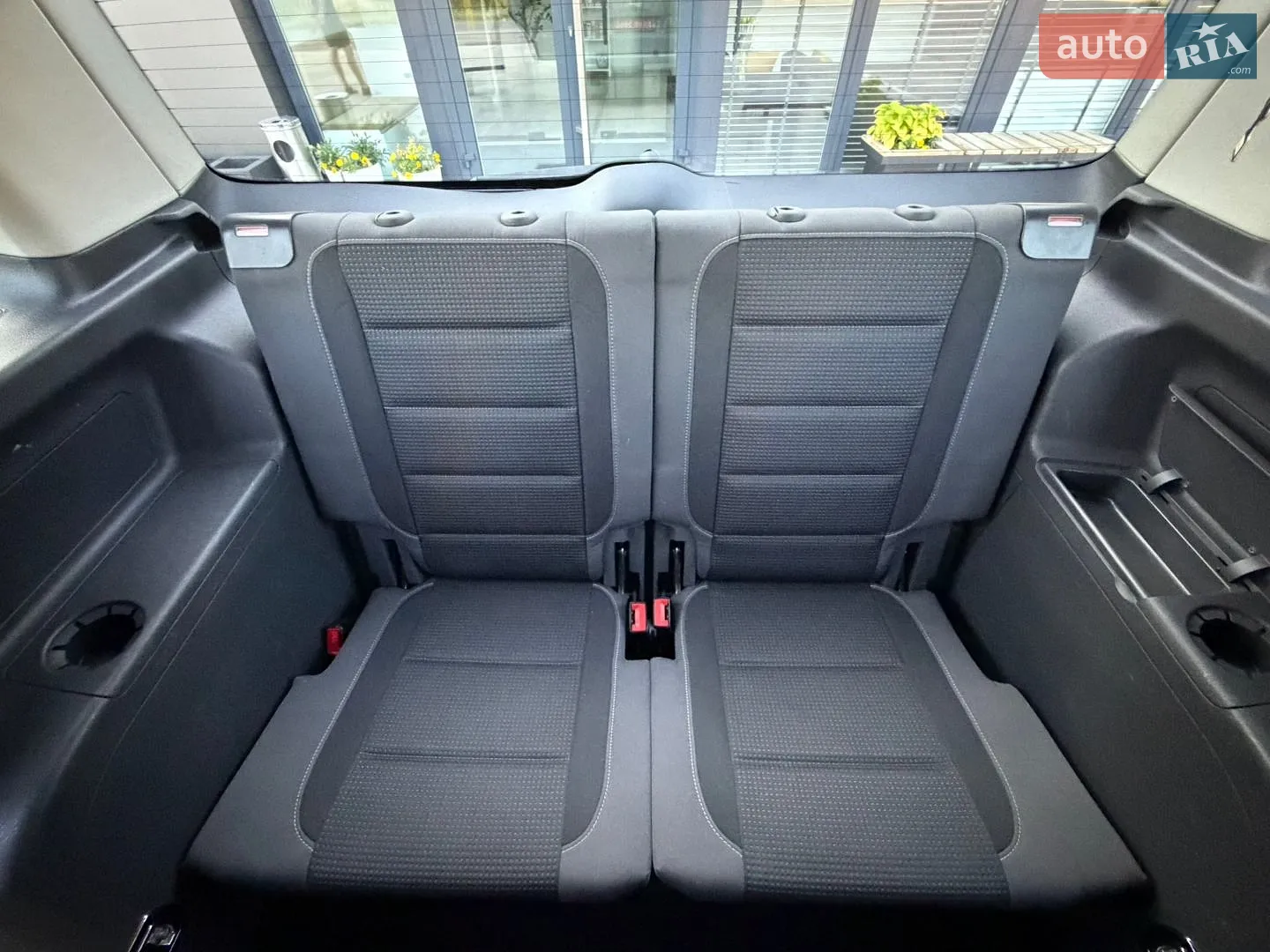 2010 Volkswagen Touran - мініатюра 54