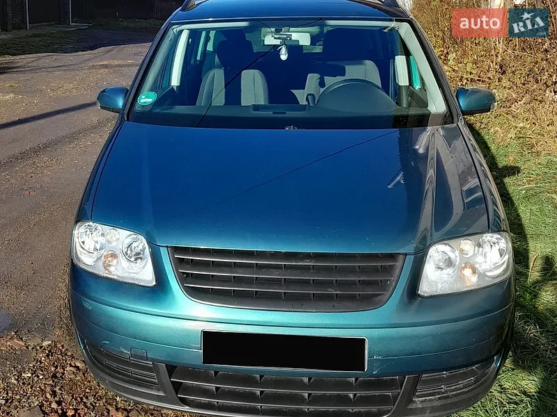 Volkswagen Touran