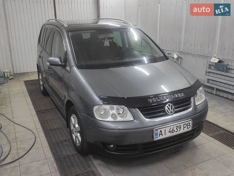 Volkswagen Touran