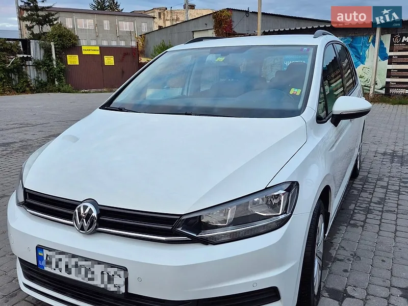 Volkswagen Touran 2016