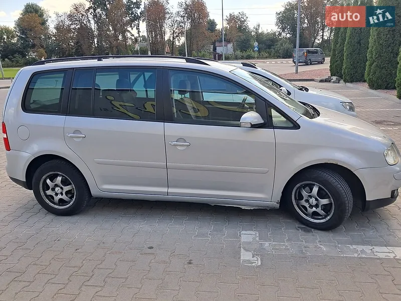 Volkswagen Touran 2004