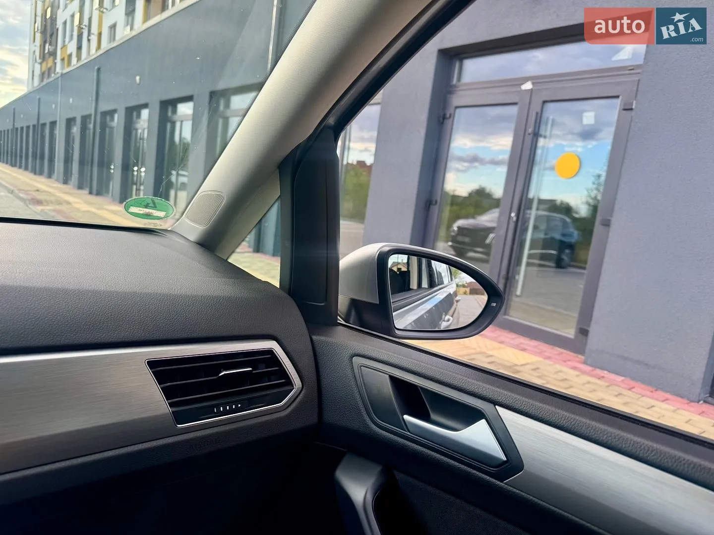 2022 Volkswagen Touran - мініатюра 46