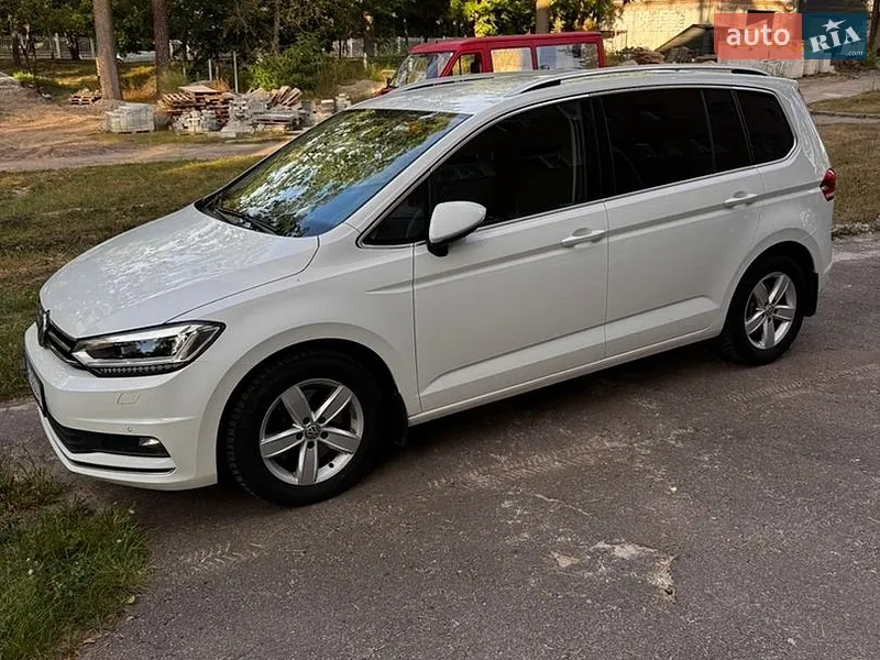 Volkswagen Touran