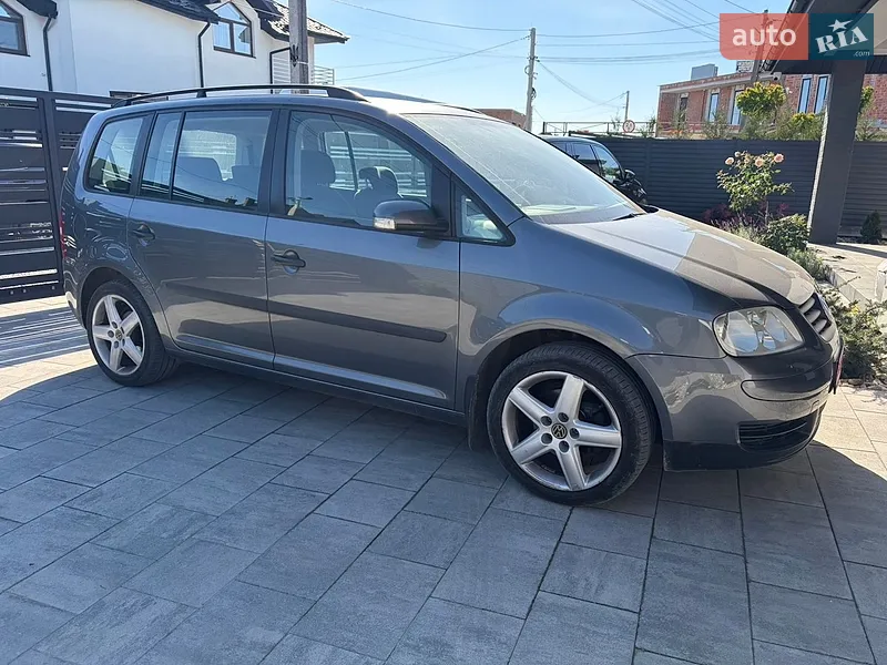 Volkswagen Touran