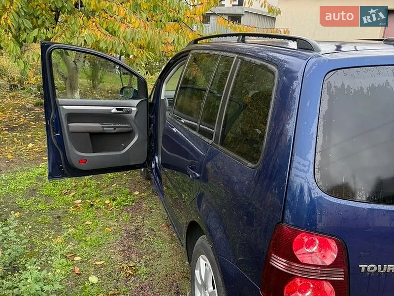 Volkswagen Touran